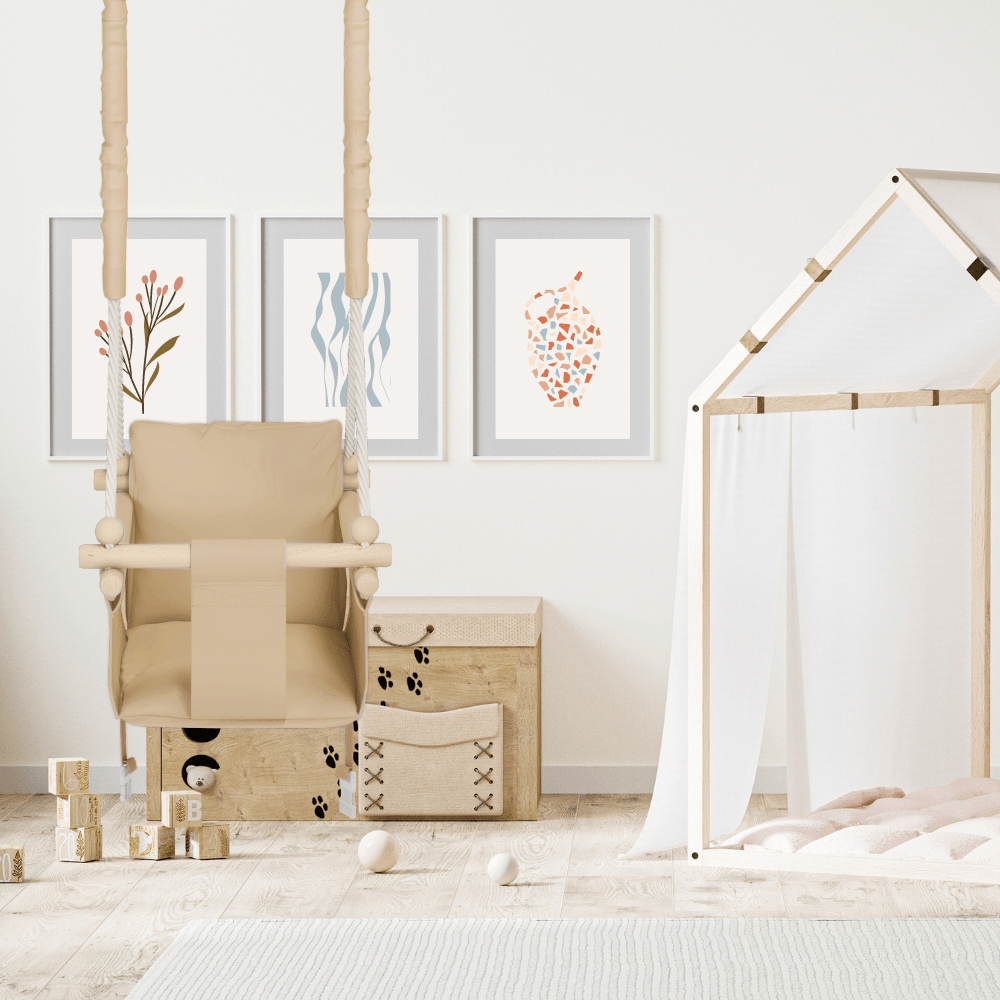 MAMOI® Balançoire d'intérieur pour enfants avec ceintures de sécurité, siège souple avec coussin, poignées en bois, montage au plafond, 100% ECO, fabriqué dans l'UE